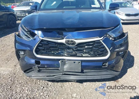 2022 Toyota Highlander Xle z USA, uszkodzony, nr VIN 5TDGZRBH0NS244344